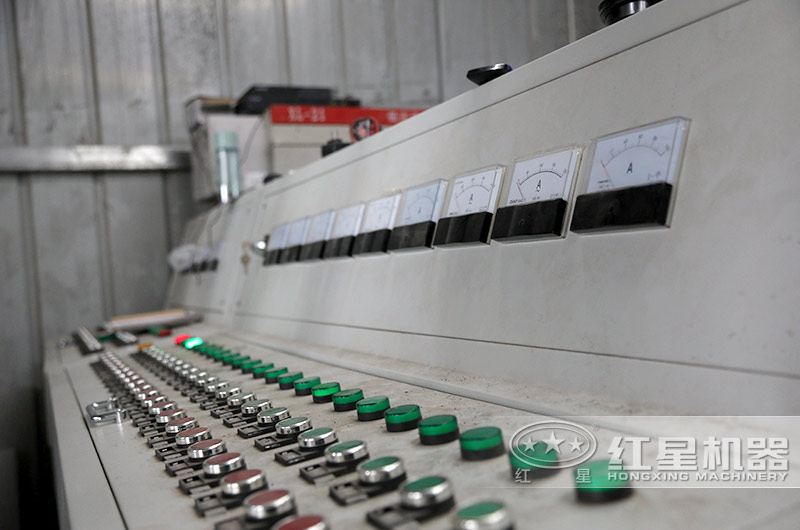 石灰石加工厂智能化控制系统操作台