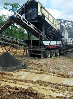 陕西年产三十万吨煤泥破碎机_移动式煤泥粉碎机现场