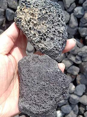 火山岩生产公路用级配碎石，碎石生产线，月产量2万方左右
